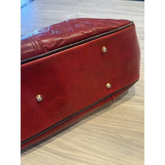 Marino Orlandi Red Embossed Leather Shoulder Bag Floral Tooled Gold Hardware - Picture 8 of 14